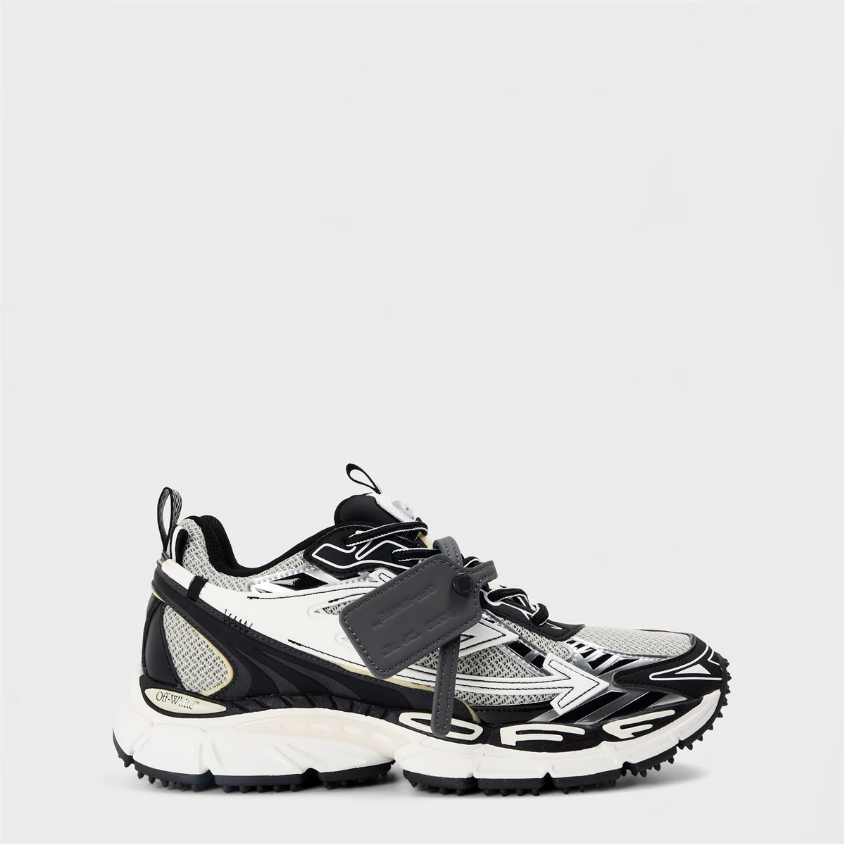 Off White Be Right Back Trainers Black/White