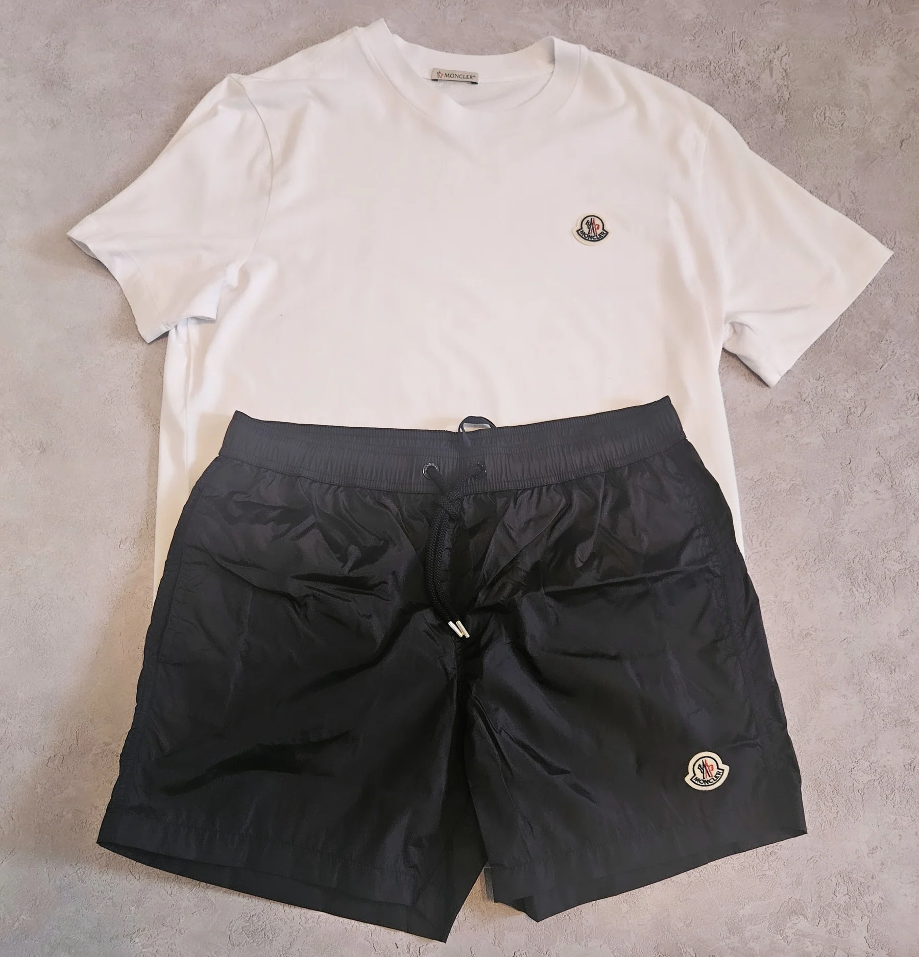Moncler. Logo Shorts Set
