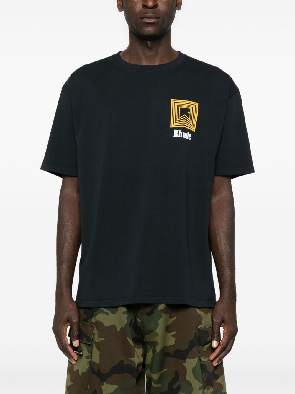 Rhude CHEVRON LOGO REPEAT TEE Black/Yellow