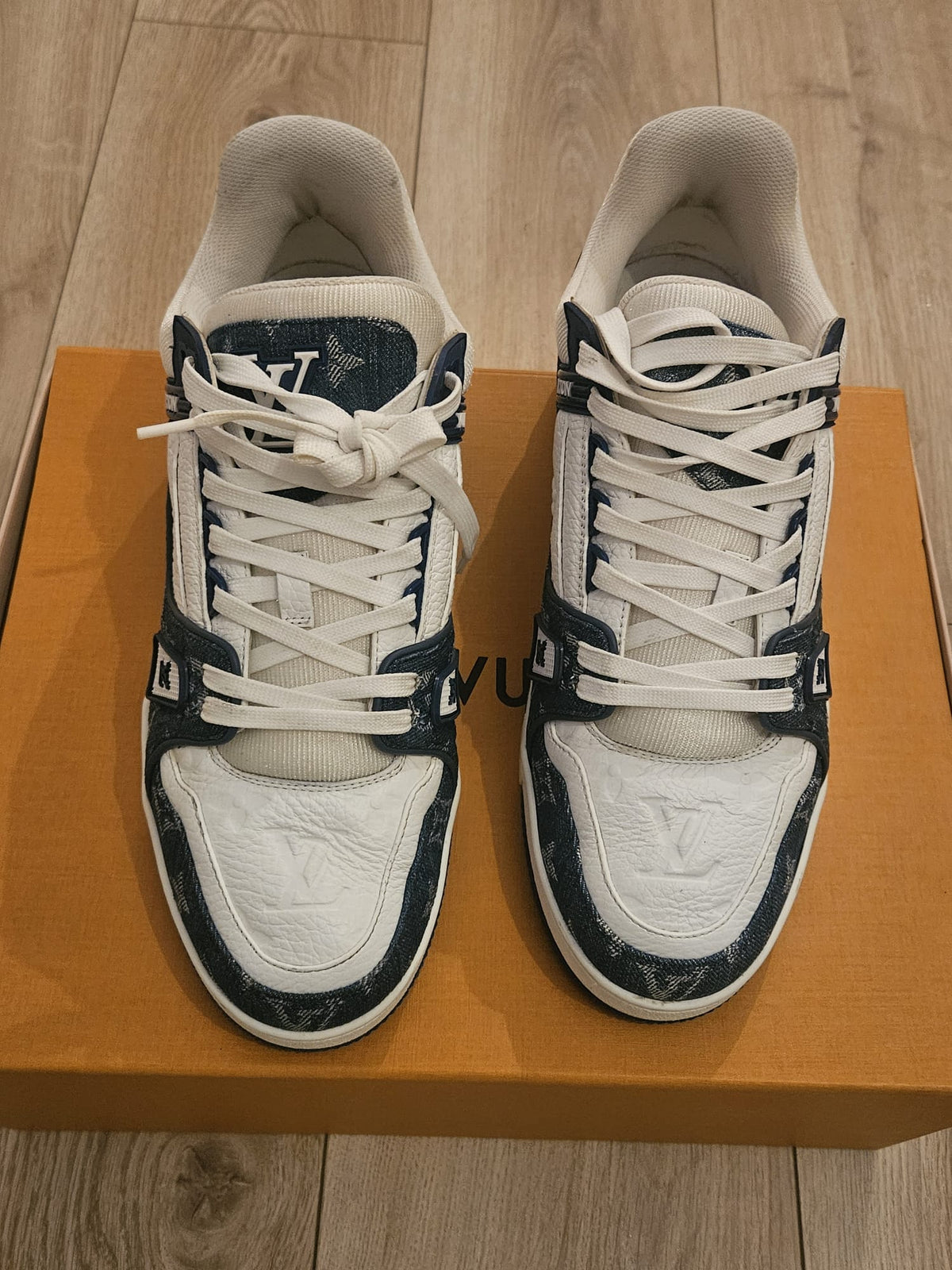 Louis Vuitton Blue White Trainers (Lightly Worn)