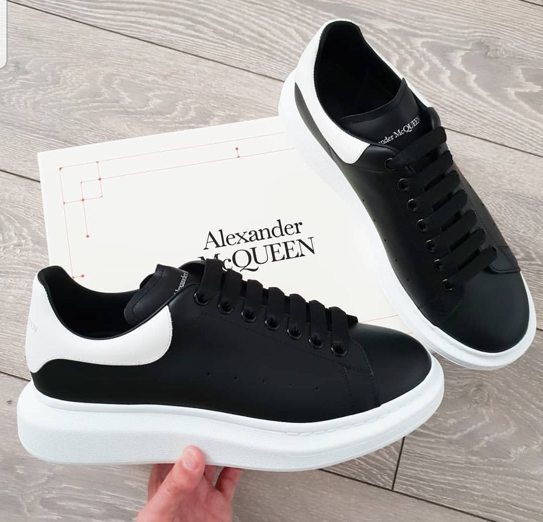 Alexander McQueen Trainers Black & White Alexander Mcqueen