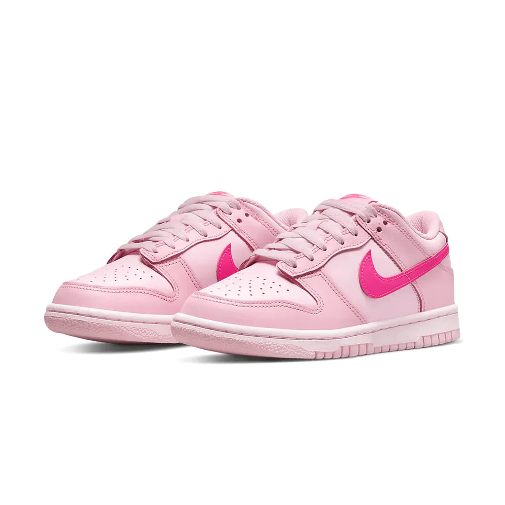 Nike Dunk Low Trainers Triple Pink Nike
